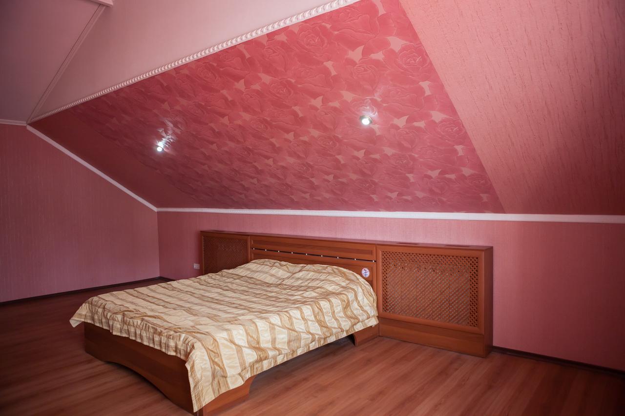 Hotel Astoria Mykolaïv Esterno foto