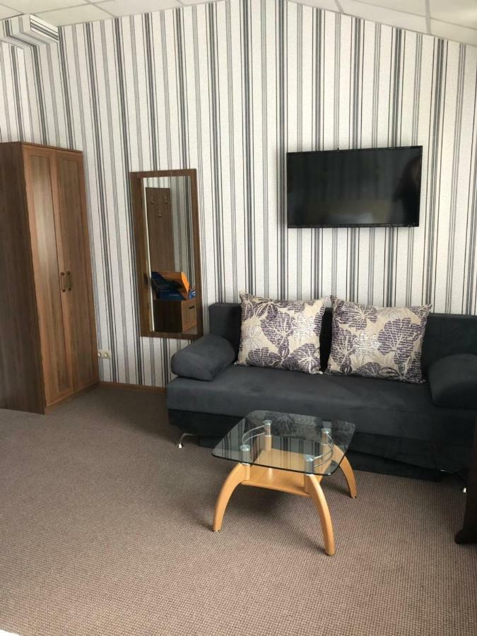 Hotel Astoria Mykolaïv Esterno foto